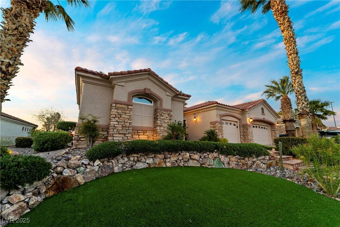 Las Vegas, NV 89134,2742 Darby Falls DR