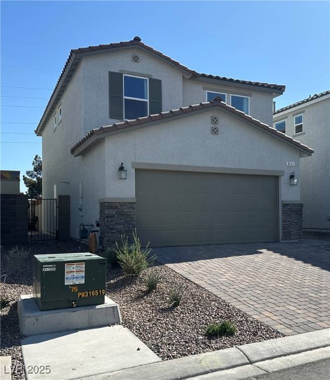 Las Vegas, NV 89113,8161 Glade Crossing AVE