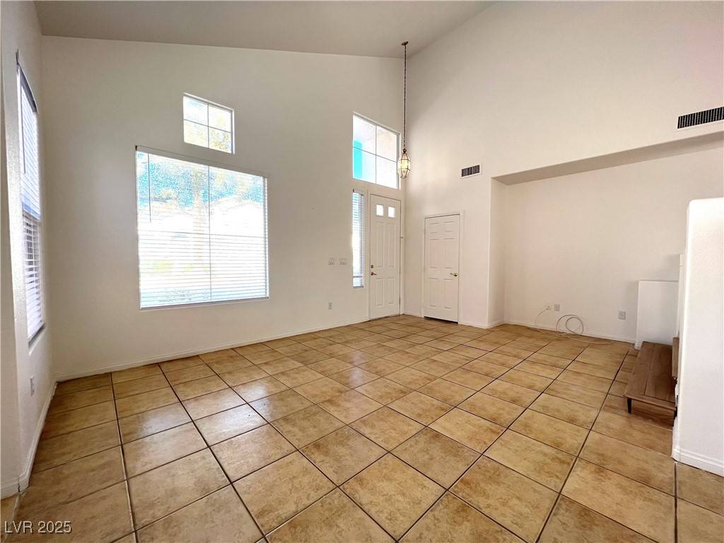 Las Vegas, NV 89148,323 Sea Rim AVE