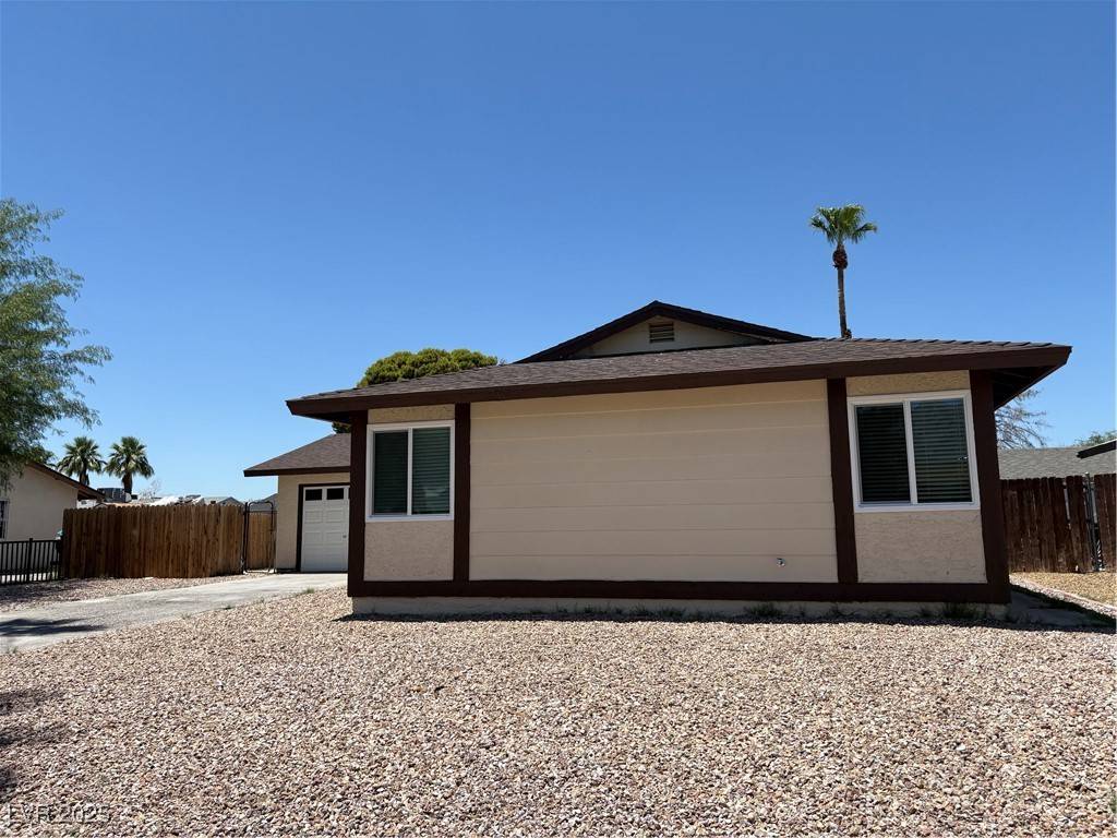 Las Vegas, NV 89110,681 Pine Ridge DR