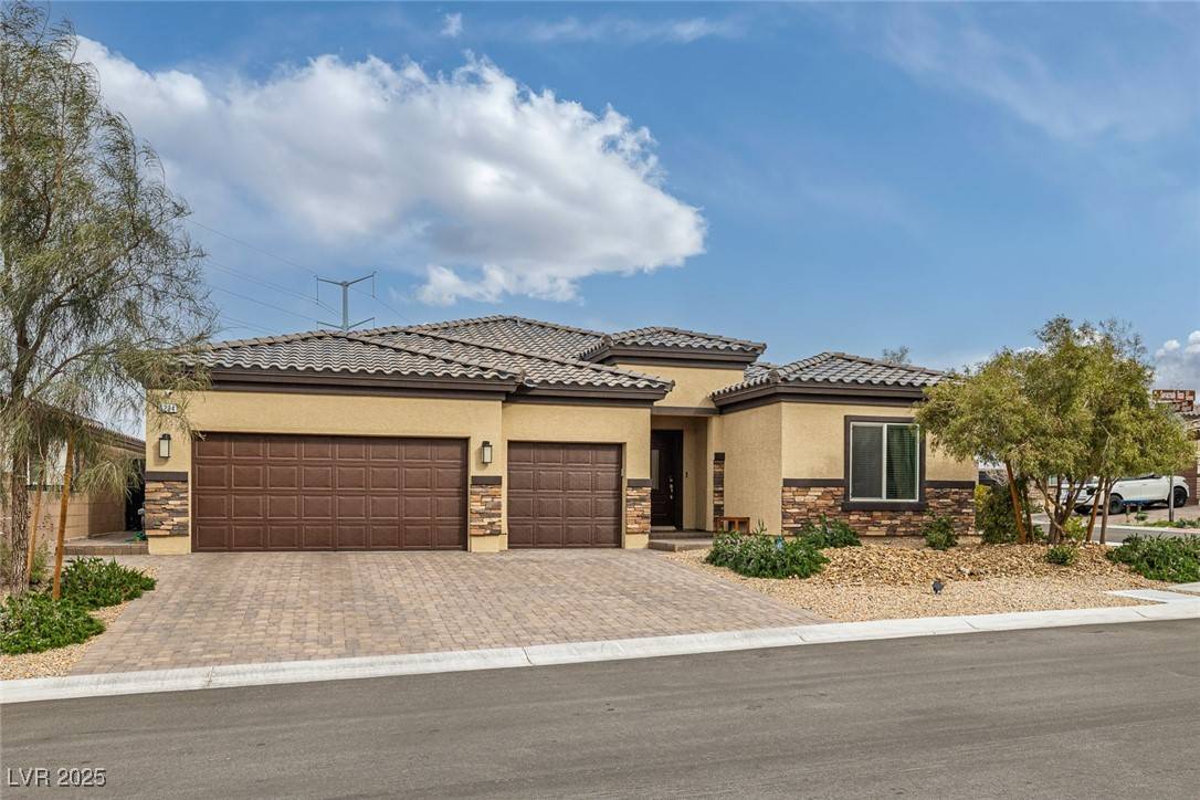 Las Vegas, NV 89149,5234 Savannah Rose ST