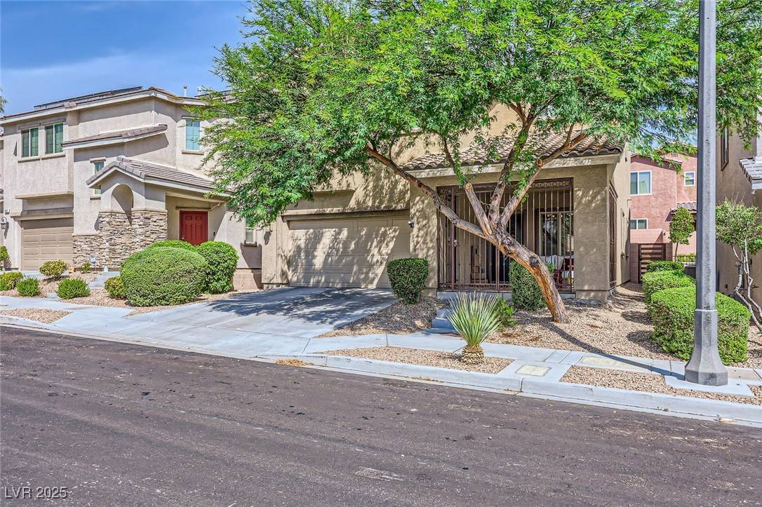 Las Vegas, NV 89166,8091 Mosaic Sunrise LN