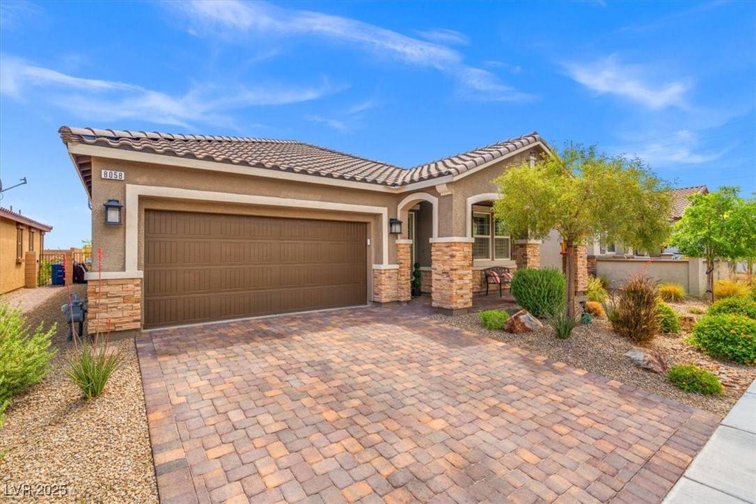 Las Vegas, NV 89166,8058 Big Skye Ranch ST