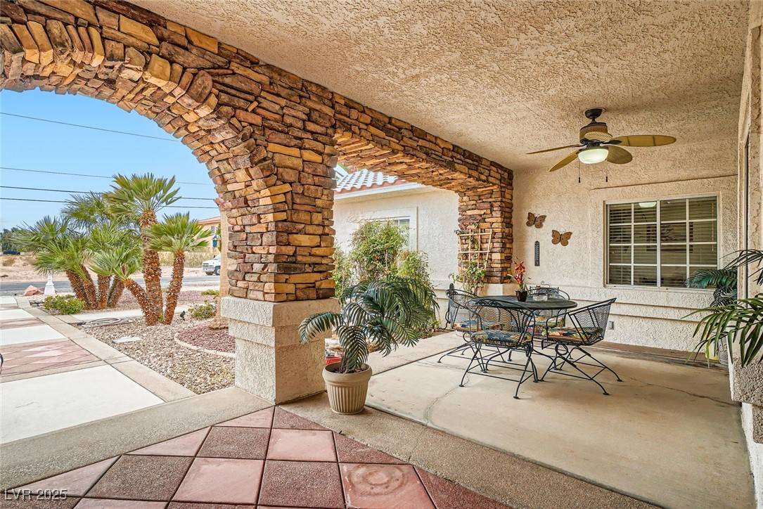 Las Vegas, NV 89139,3290 Vicki AVE