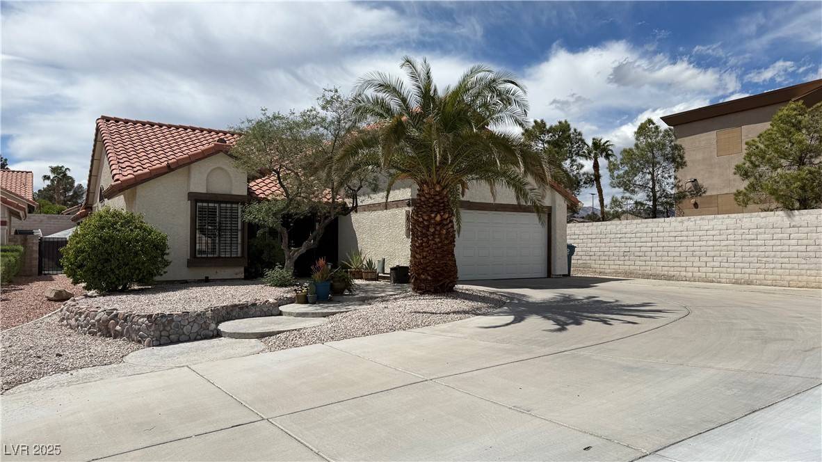Las Vegas, NV 89117,2701 Brookstone CT