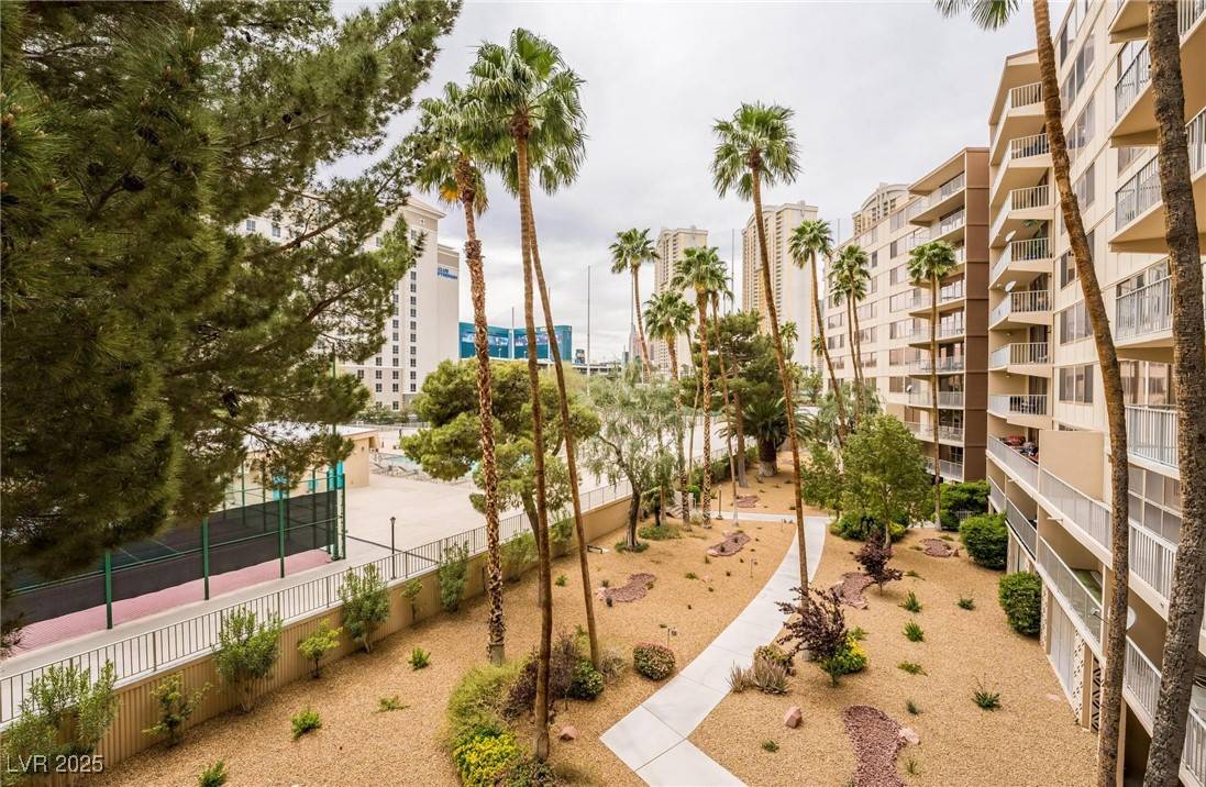 Las Vegas, NV 89169,205 E Harmon AVE #409