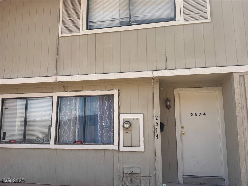 Las Vegas, NV 89120,2574 Paradise Village WAY