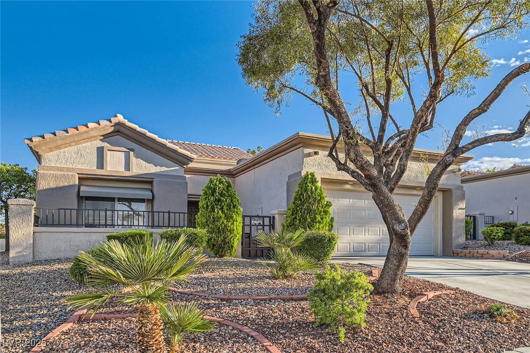 Las Vegas, NV 89134,10309 Broom Hill DR