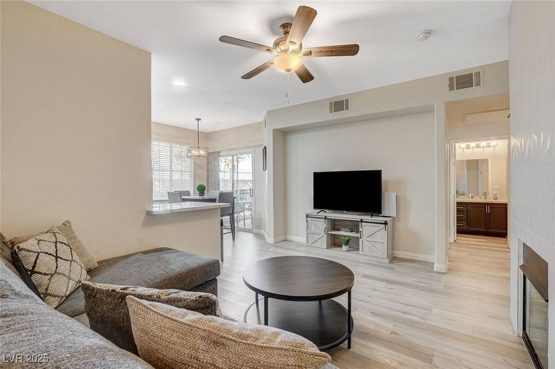 Las Vegas, NV 89148,9050 W Warm Springs RD #1074