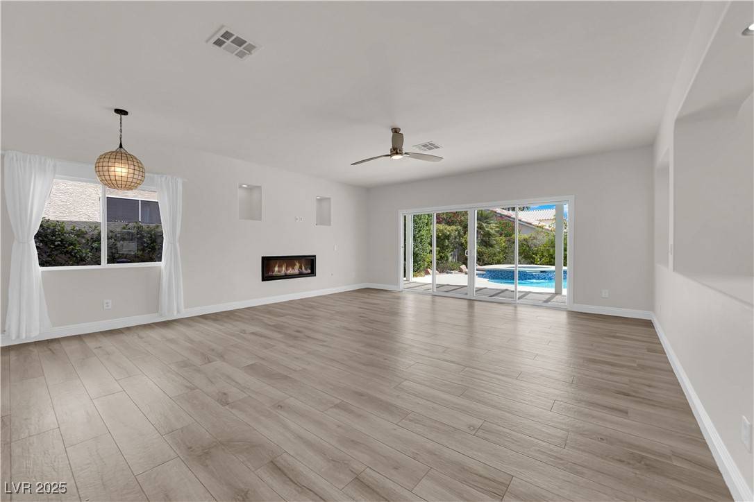 Las Vegas, NV 89147,3846 Biltmore Bay ST