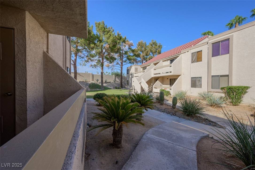 Laughlin, NV 89029,3791 Desert Marina DR #109