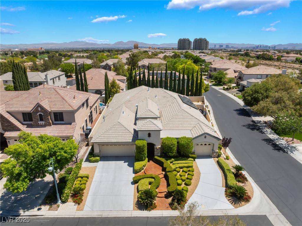 Las Vegas, NV 89145,308 Kingsclear CT