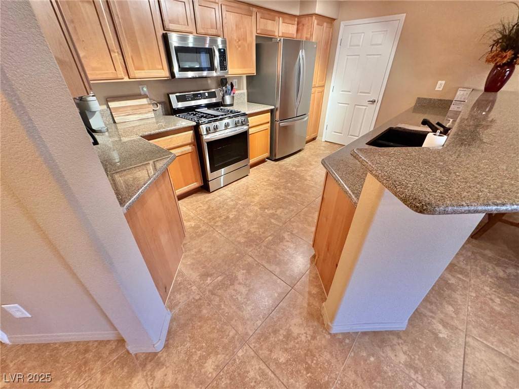 Las Vegas, NV 89148,8777 W Maule AVE #3123