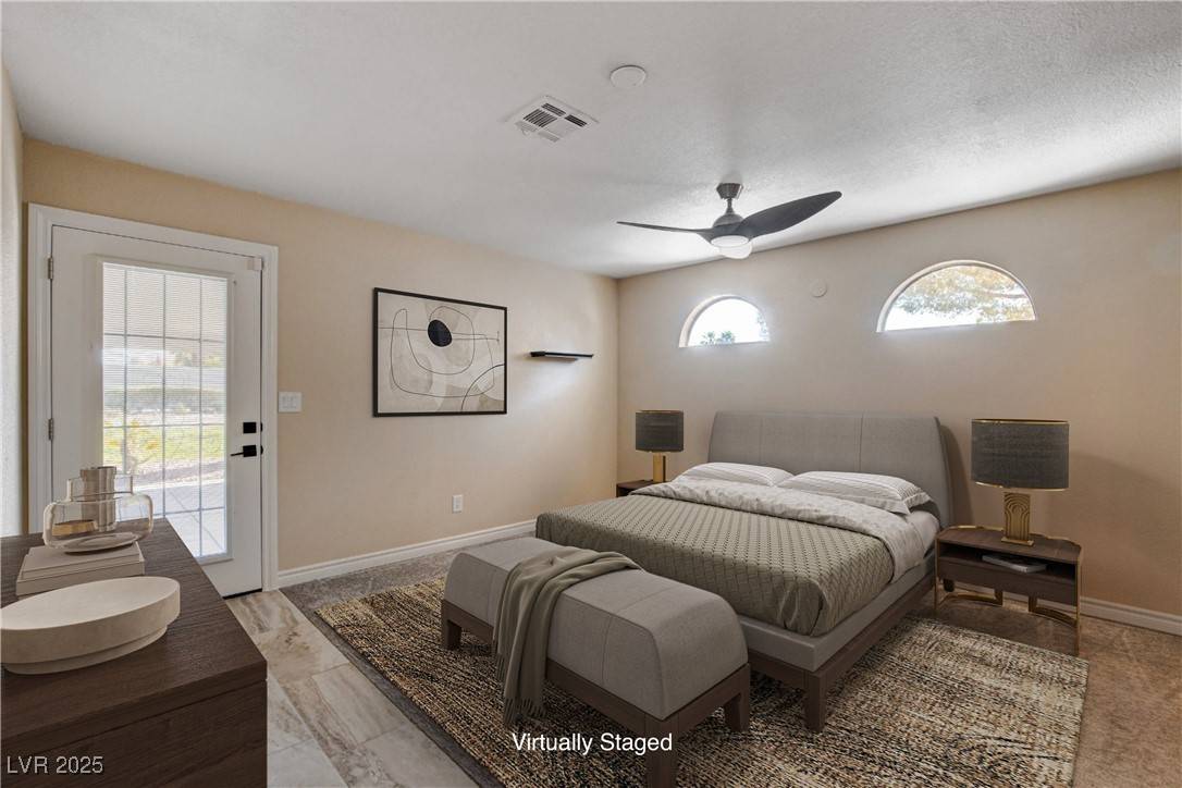 Las Vegas, NV 89108,6117 Foxcroft AVE