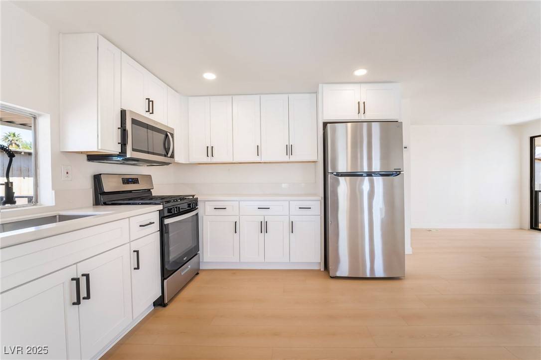 Las Vegas, NV 89121,4848 Fuentes CIR