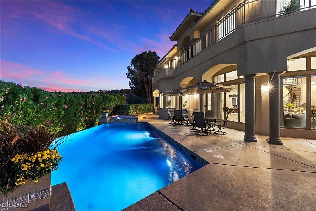 Henderson, NV 89011,17 Grand Corniche DR