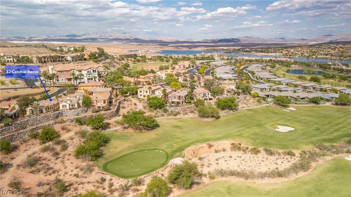Henderson, NV 89011,32 Cerchio Basso
