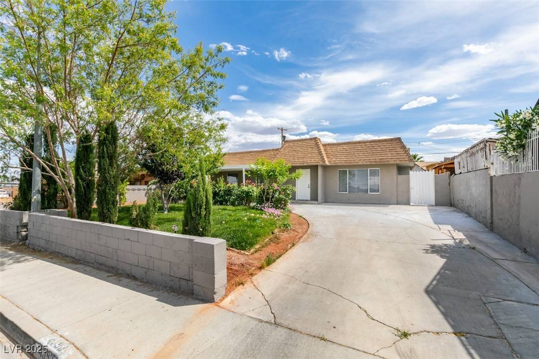 Las Vegas, NV 89121,4393 Swandale AVE