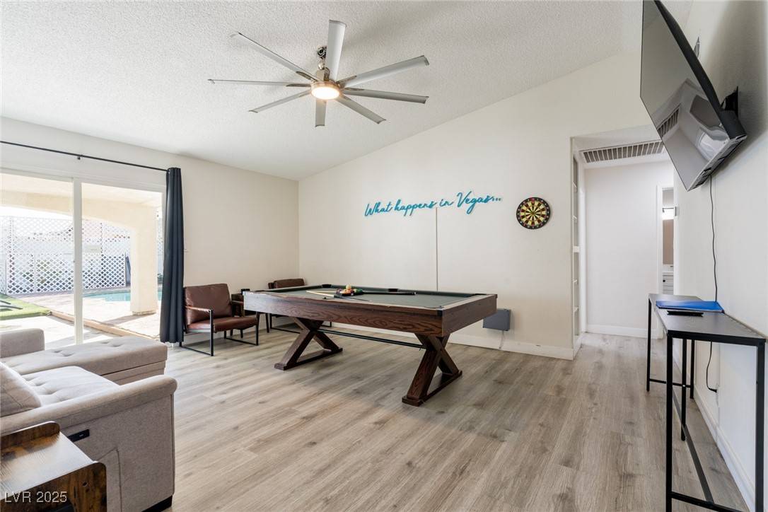 Las Vegas, NV 89104,4471 Wisconsin AVE