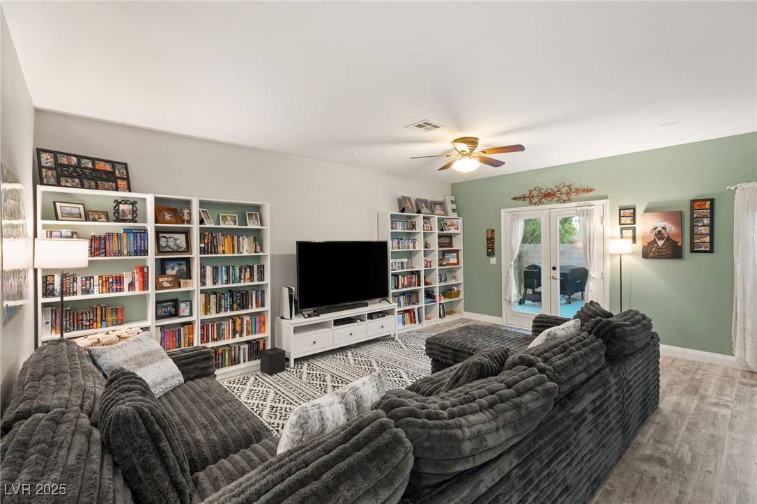 Las Vegas, NV 89141,10754 Balmoral ST