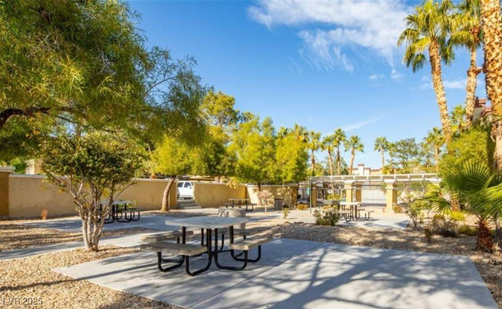 Las Vegas, NV 89108,2801 N Rainbow BLVD #162