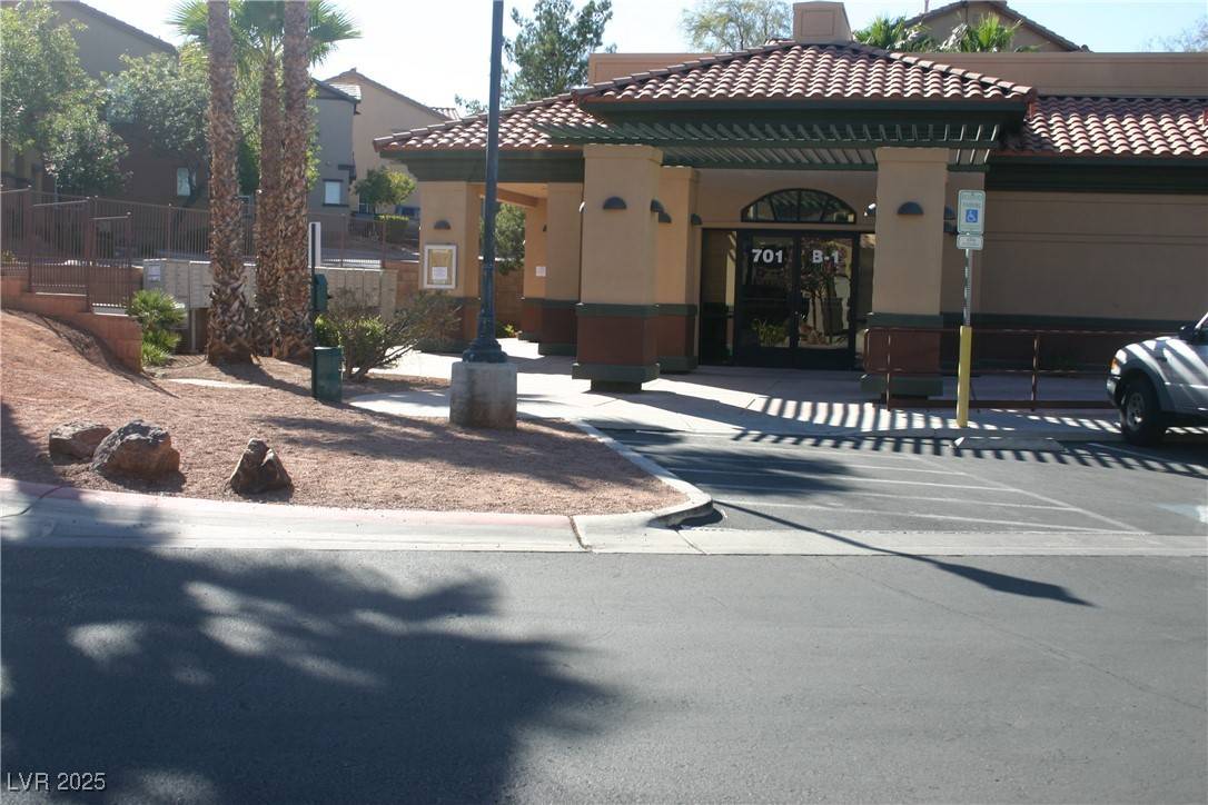 Henderson, NV 89002,1158 Gecko RD