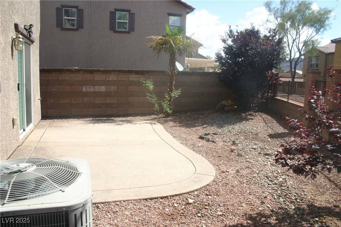 Henderson, NV 89002,1158 Gecko RD