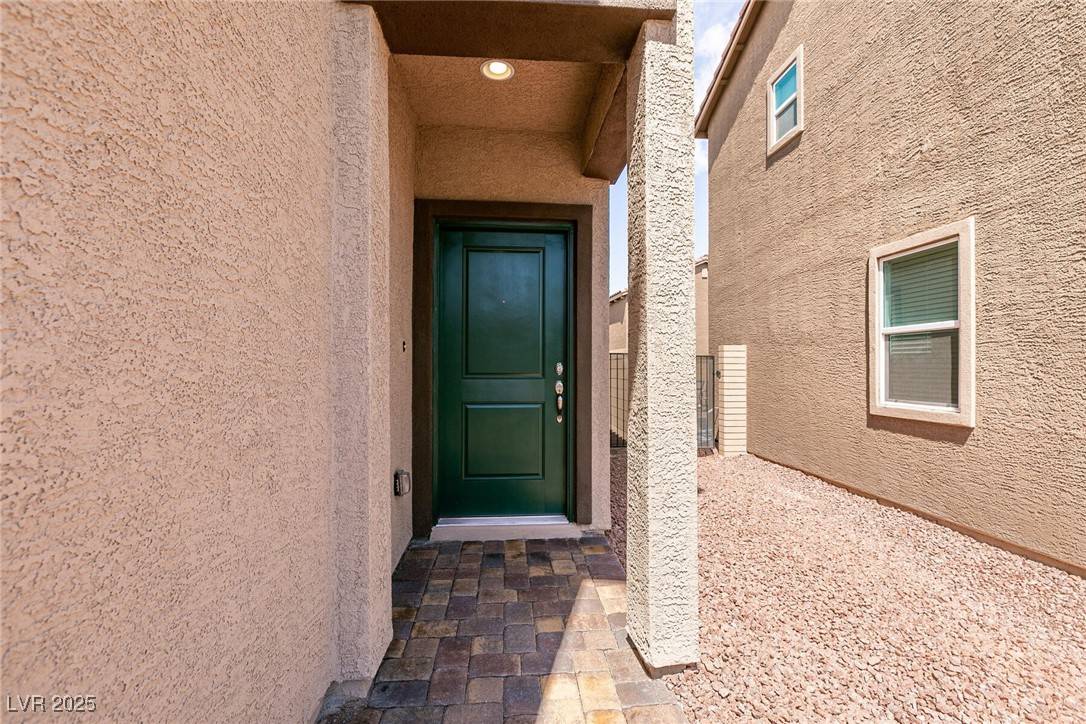 Henderson, NV 89011,402 Moonlight Opera CT