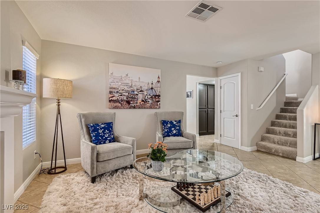 Las Vegas, NV 89117,1517 Calle Montery ST