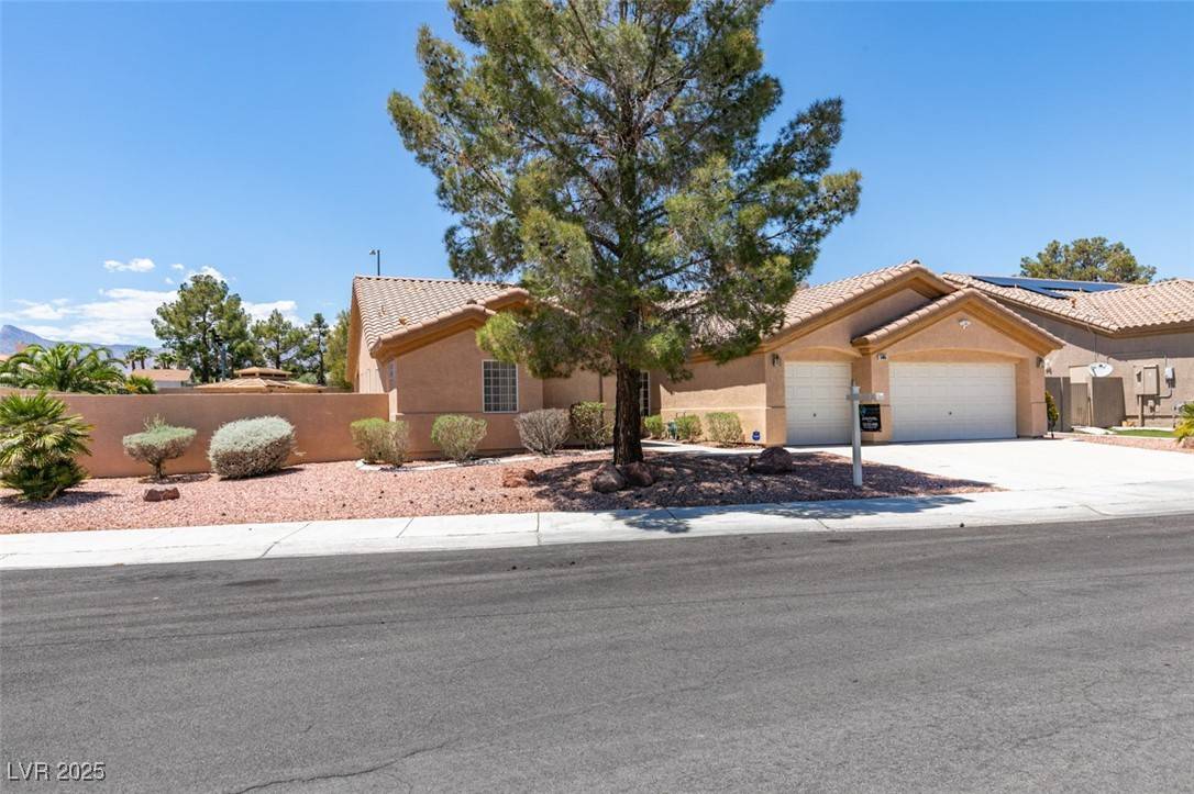 Las Vegas, NV 89149,5405 Lucky Clover ST