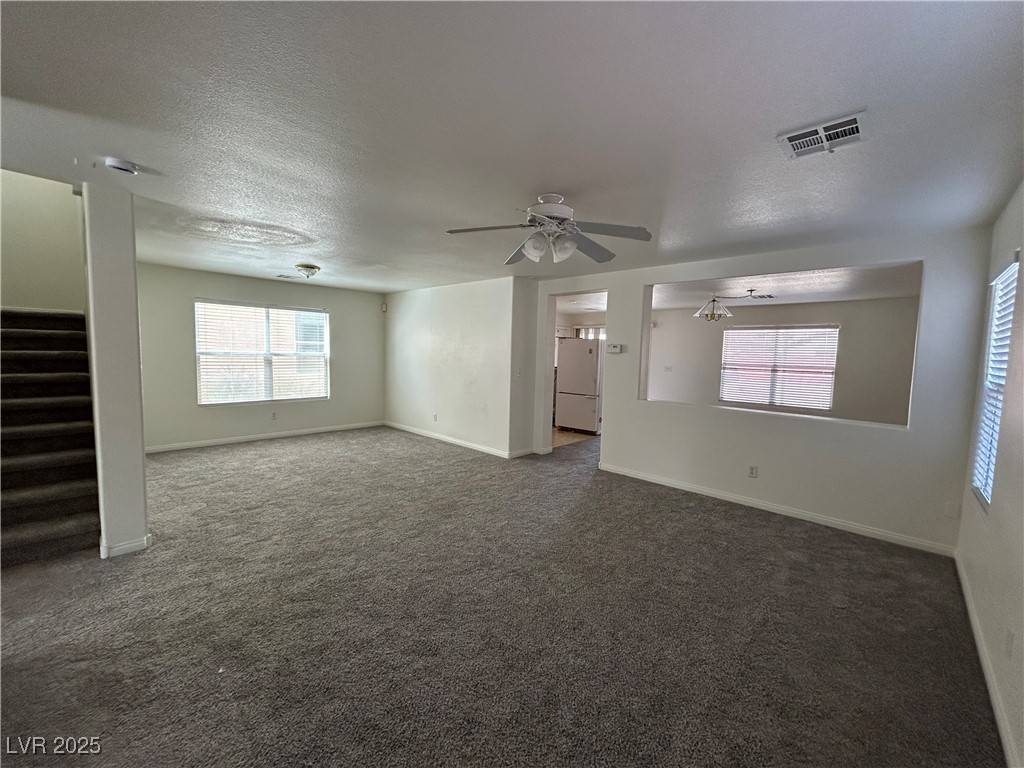 Las Vegas, NV 89183,9949 CERBAT CT