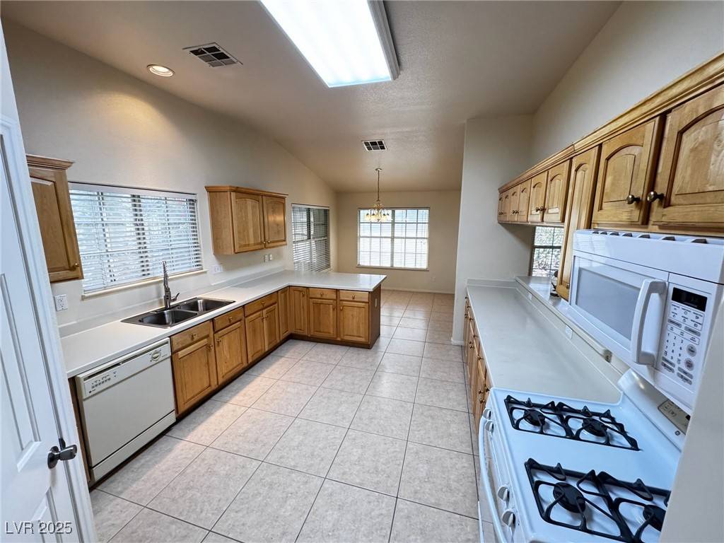 Las Vegas, NV 89130,5117 Elm Grove DR