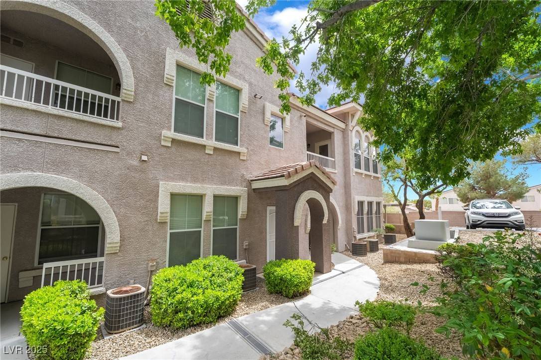 Las Vegas, NV 89147,9975 Peace WAY #2088