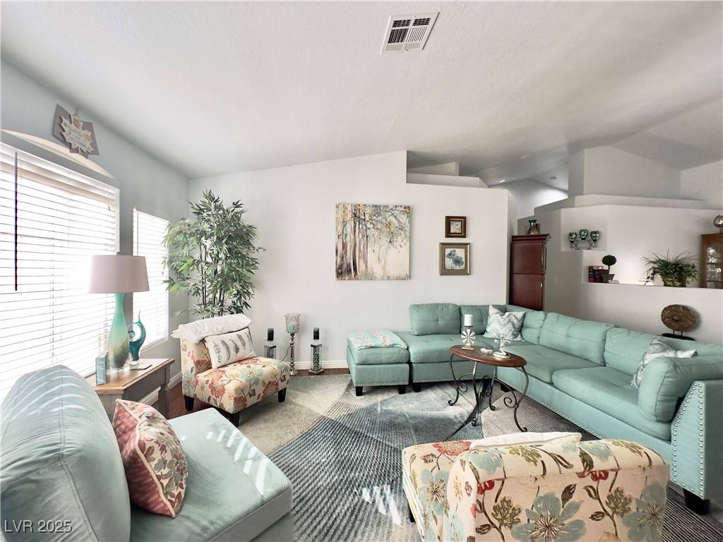Las Vegas, NV 89147,3970 Equinox CT