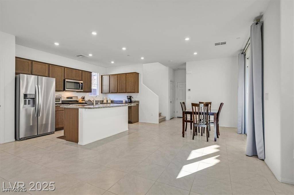 Henderson, NV 89002,1388 Graphite AVE