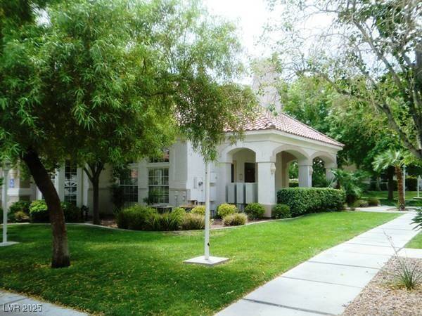Las Vegas, NV 89113,8555 W Russell RD #2028