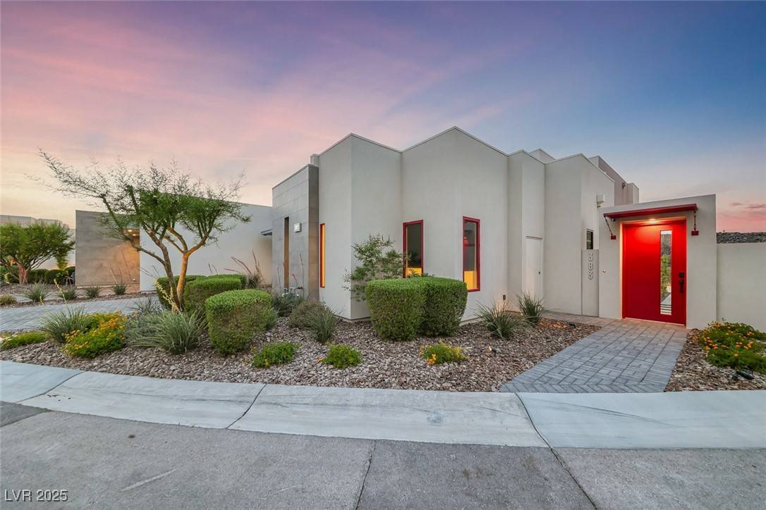 Henderson, NV 89012,383 Solitude Peak LN