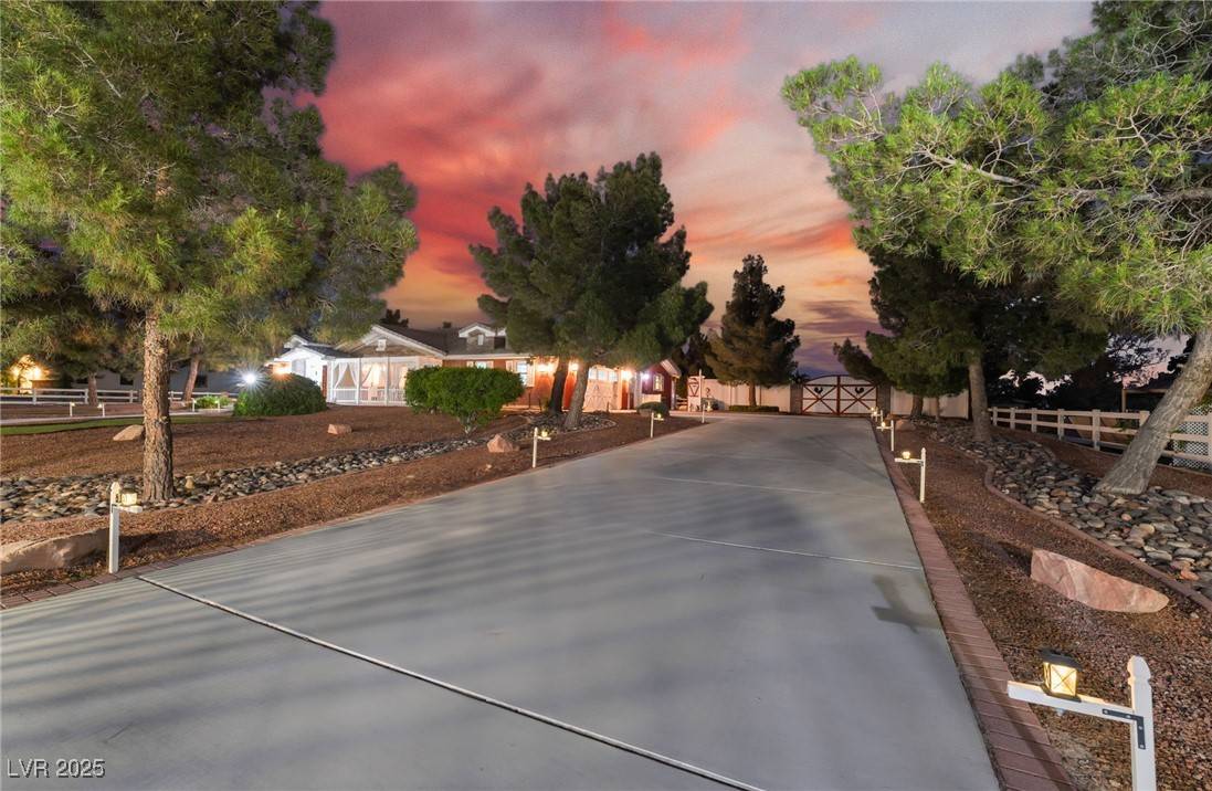 Las Vegas, NV 89131,6931 Leon AVE
