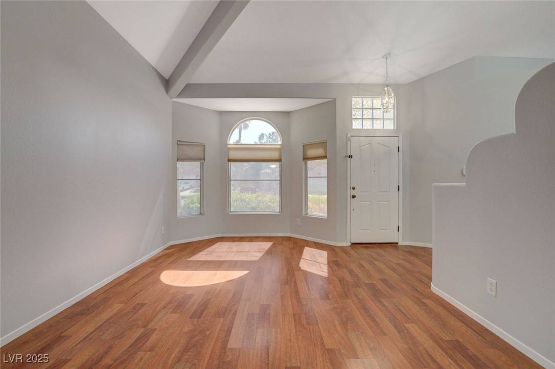 Henderson, NV 89074,22 LANTERN GLOW CIR