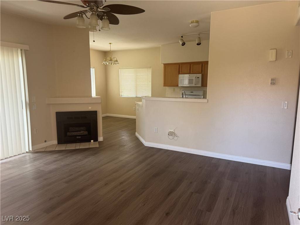 Las Vegas, NV 89183,1050 E Cactus AVE #2110