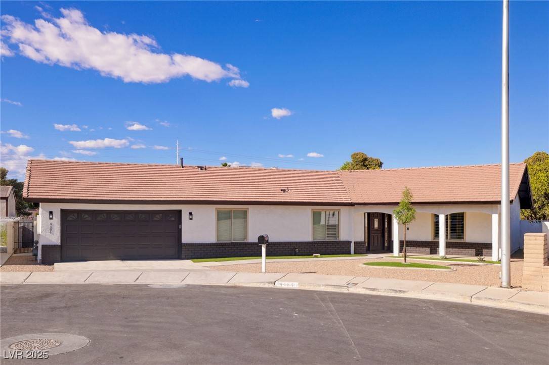 Las Vegas, NV 89121,4454 Harmony CT