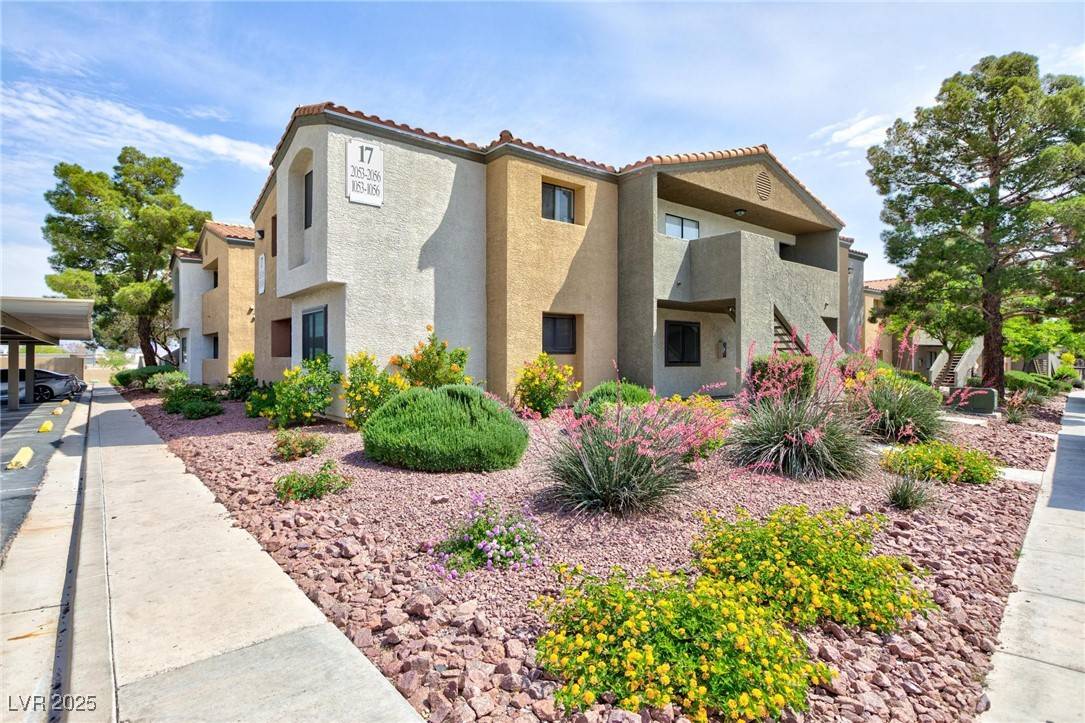 Las Vegas, NV 89128,3151 Soaring Gulls DR #1053