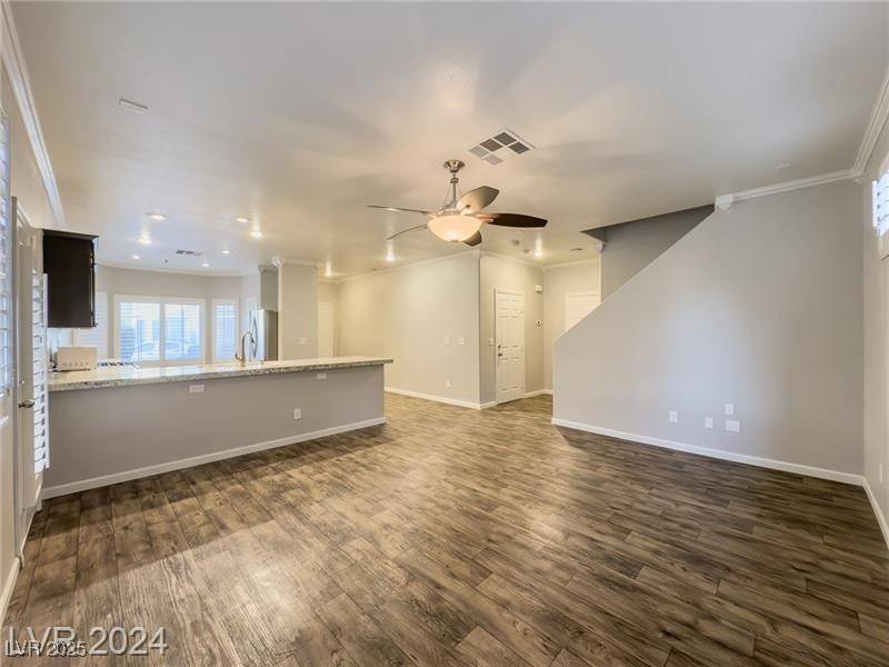 Las Vegas, NV 89148,6777 Wormwood LN