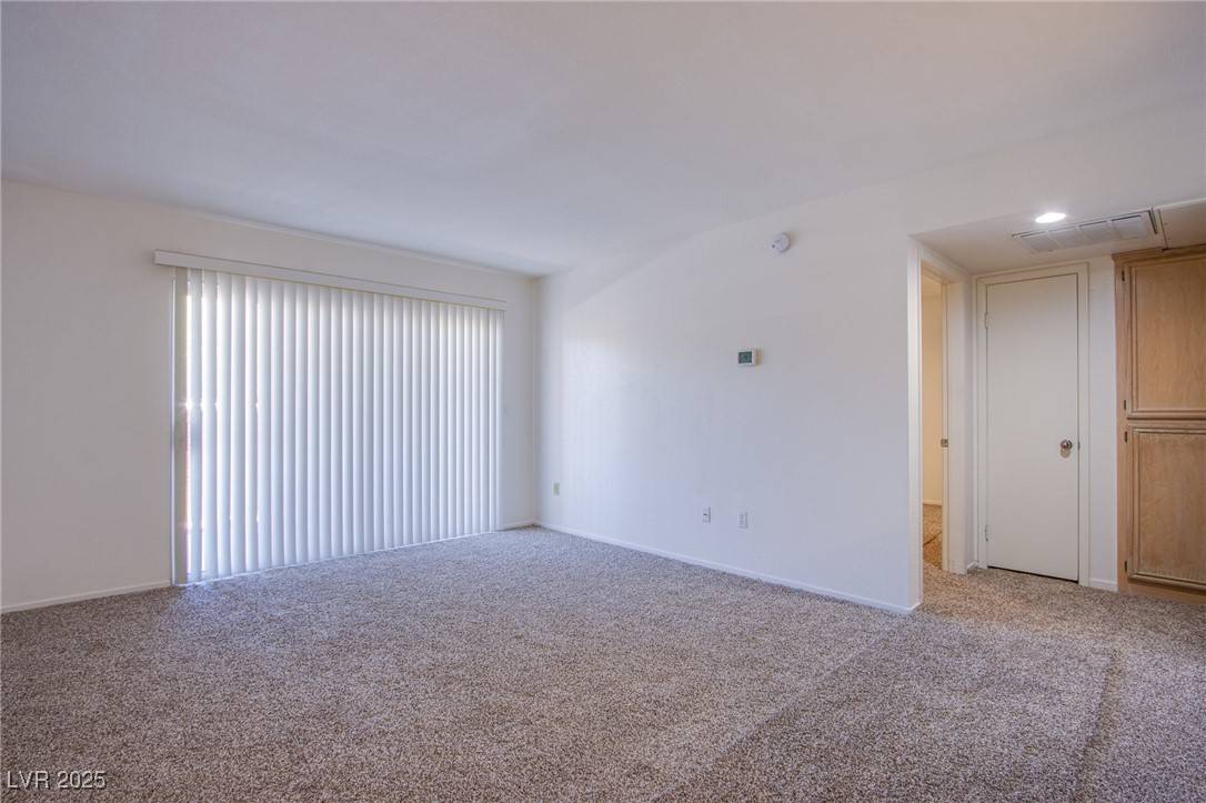 Las Vegas, NV 89113,8070 W Russell RD #1028