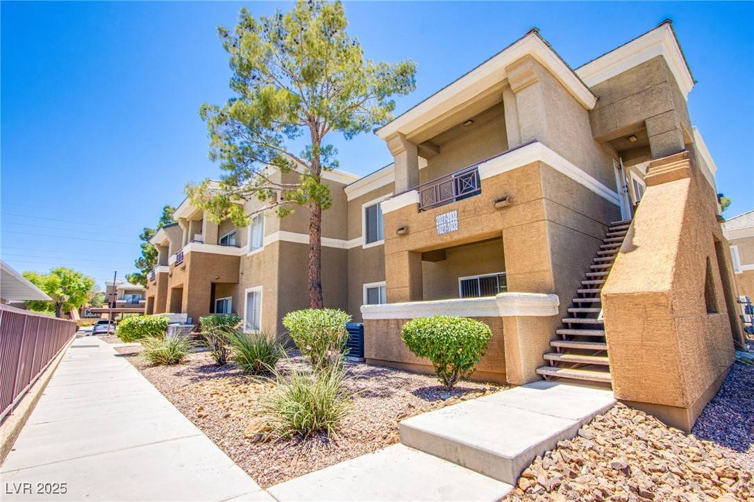 Las Vegas, NV 89113,8070 W Russell RD #1028