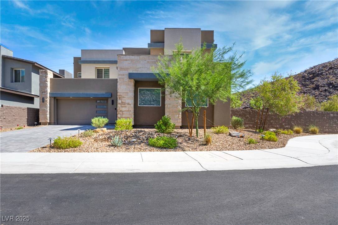 Henderson, NV 89012,318 Shaded Canyon DR