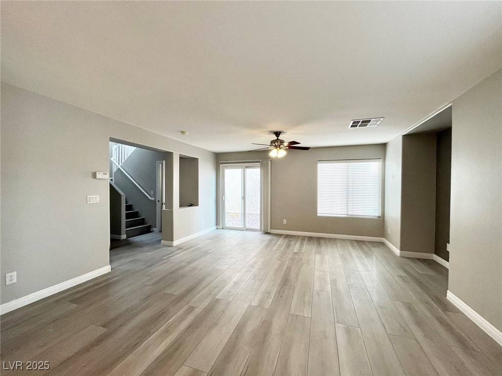 Las Vegas, NV 89113,7371 Catmint ST