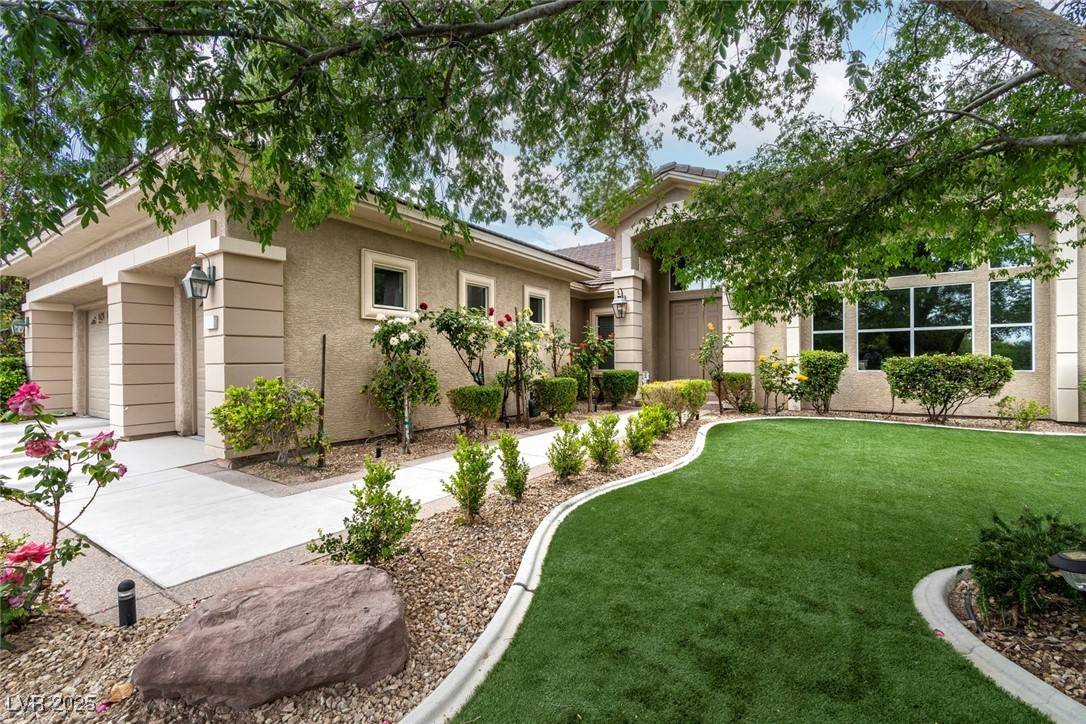 Las Vegas, NV 89145,801 Aquitaine CT