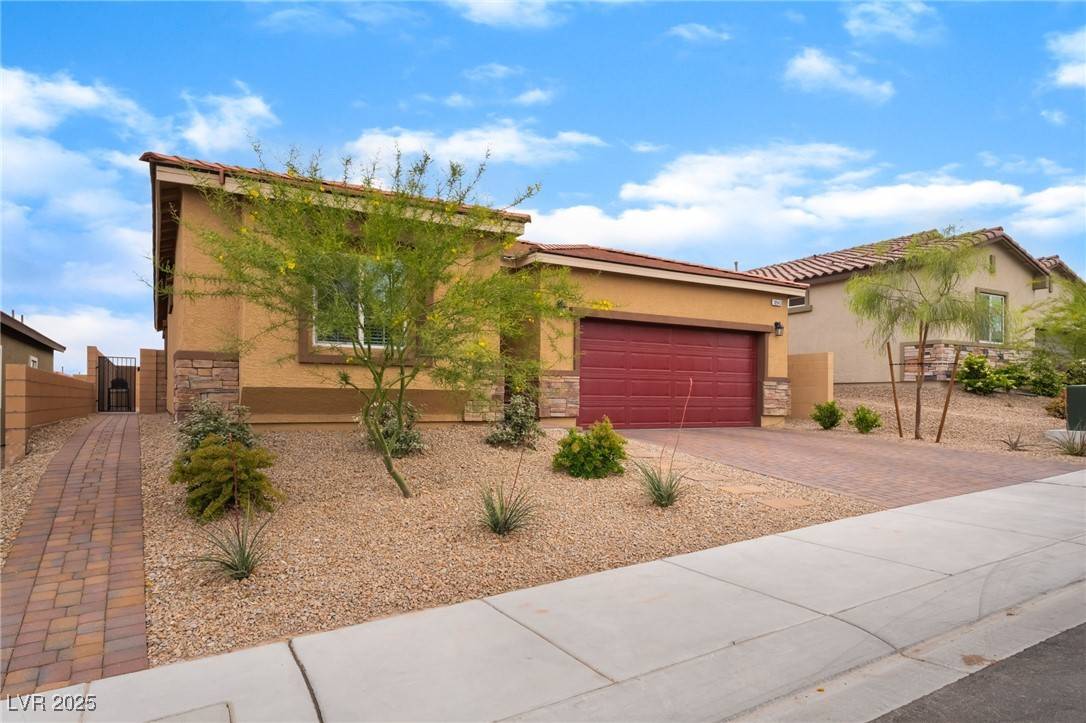 Las Vegas, NV 89166,10943 Artisan Ranch AVE