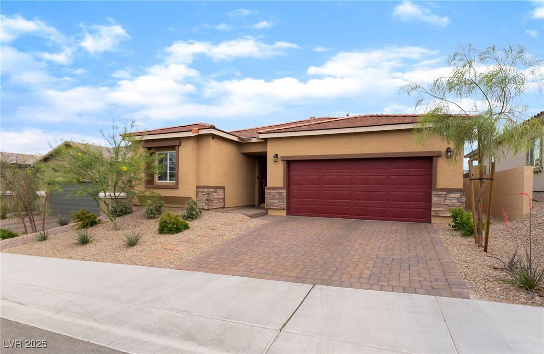 Las Vegas, NV 89166,10943 Artisan Ranch AVE